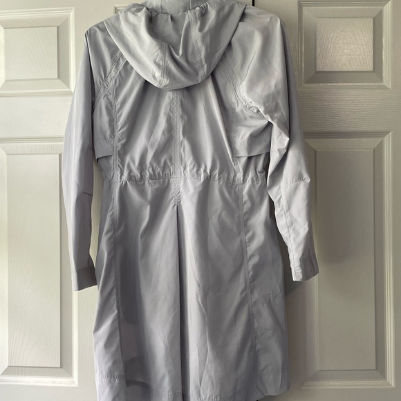 Athleta Lightweight Windbreaker/Rain Coat Gray Size Small - Picture 2 of 10